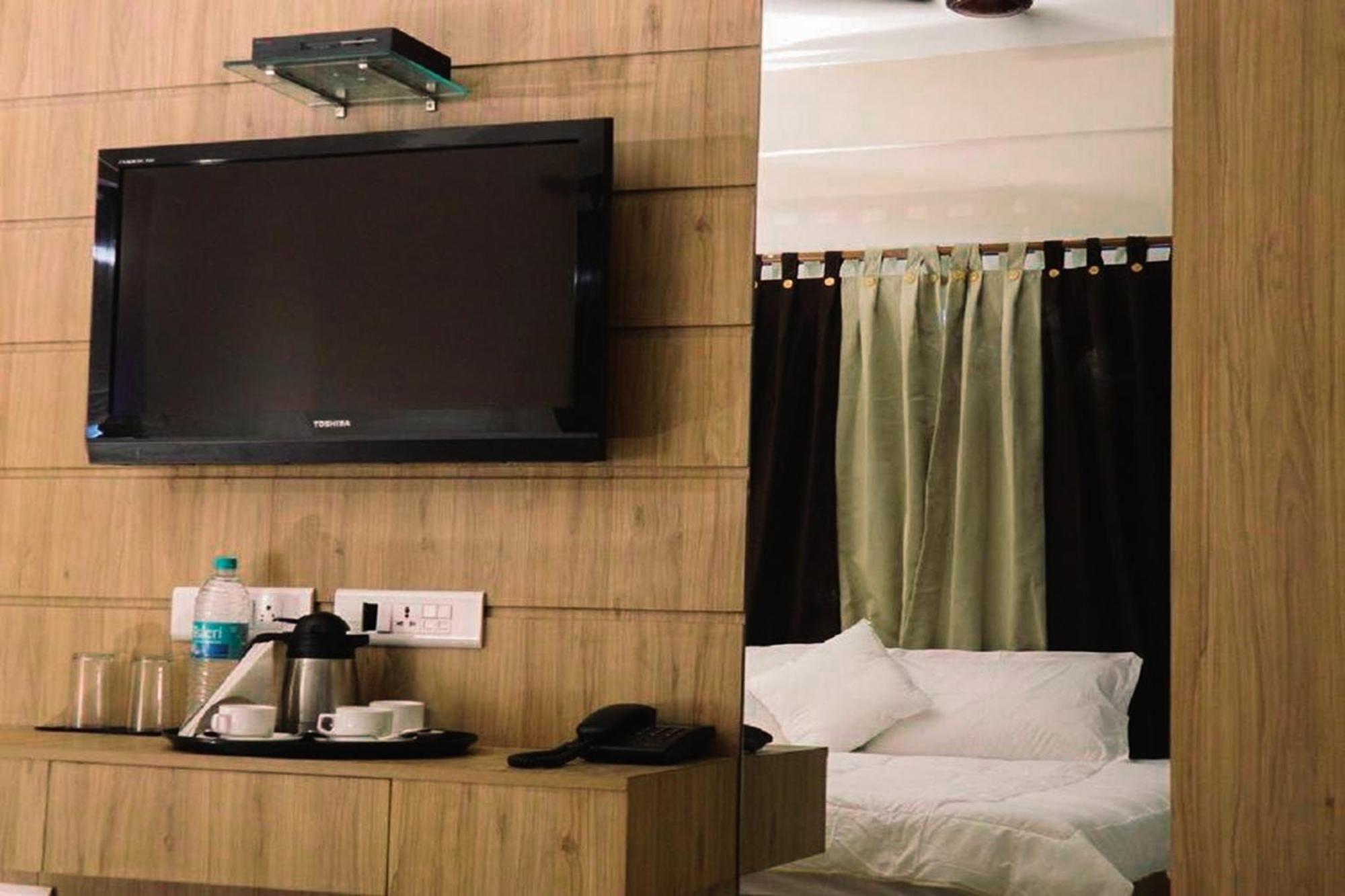 The Kei Inn & Suites Hotel Near Salt Lake Calcutta Eksteriør billede
